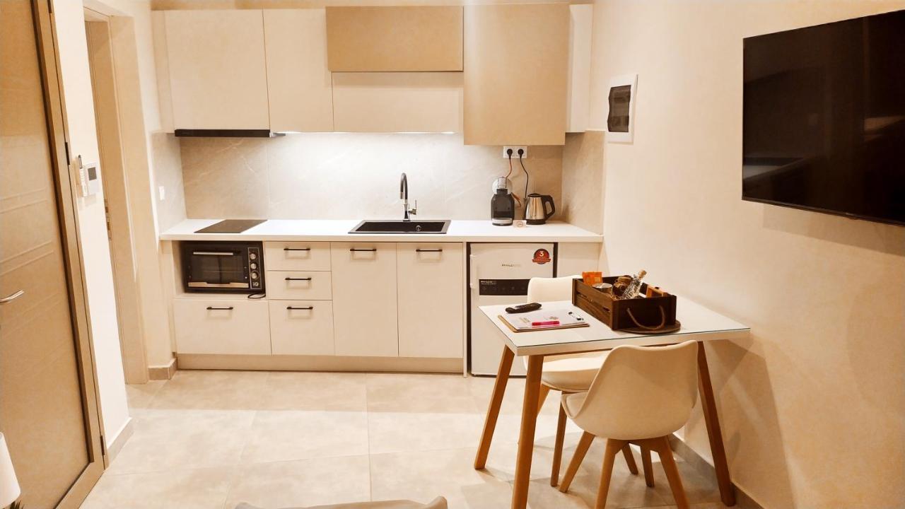 Uni Island - Old Town Suites Heraklion  Ngoại thất bức ảnh